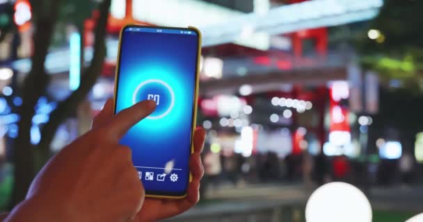 5g Geschwindigkeit Smartphone in der Nähe von Einkaufszentrum — Stockvideo