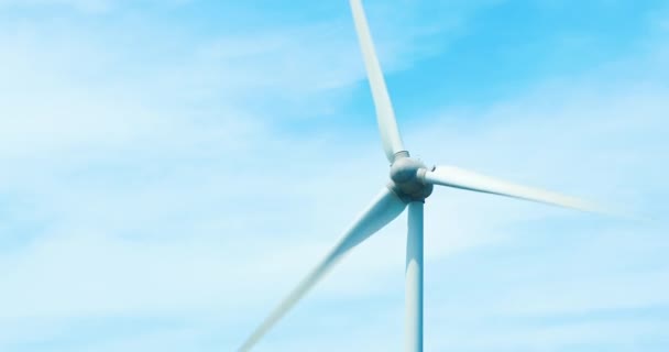 Turbiny wiatrowe do energii elektrycznej — Wideo stockowe