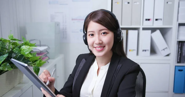 Concept Télétravail Asiatique Femme Affaires Utiliser Webcam Pour Rejoindre Une — Photo