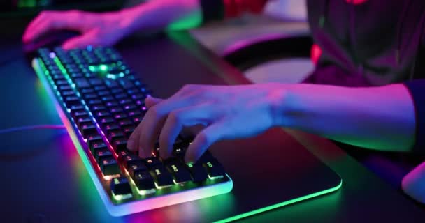 Myš Esport RGB a klávesnice — Stock video