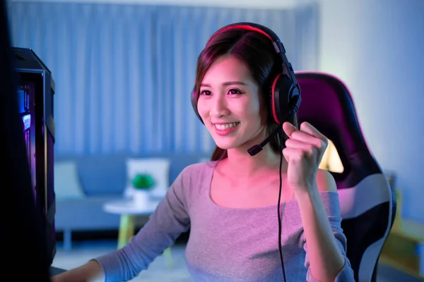 Junge Asiatische Pretty Pro Gamer Haben Livestream Glücklich Hause — Stockfoto