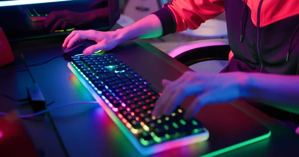 Rgb Klavyeli Profesyonel Siber Oyun Oyununu Kapat — Stok fotoğraf