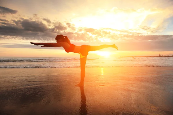 Yoga Deporte mujer —  Fotos de Stock