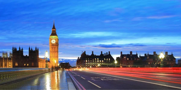 Big ben Londýn v noci — Stock fotografie