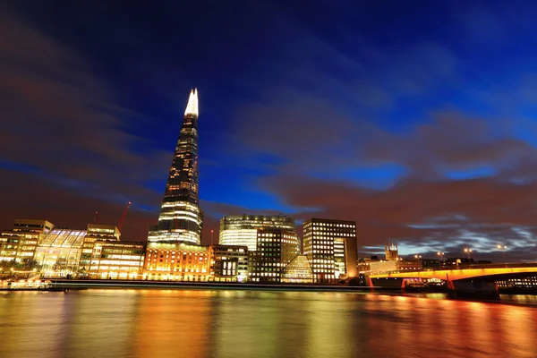 Stadsbilden i London på natten — Stockfoto