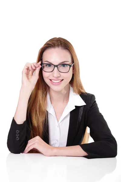 Femme d'affaires travaillant dans le bureau — Photo