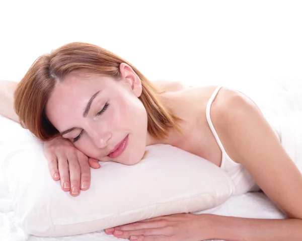 Mulher dormindo na cama — Fotografia de Stock