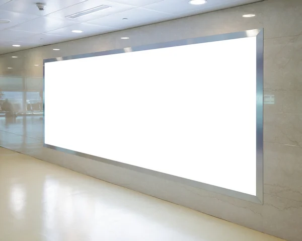 Billboard en blanco en el aeropuerto —  Fotos de Stock