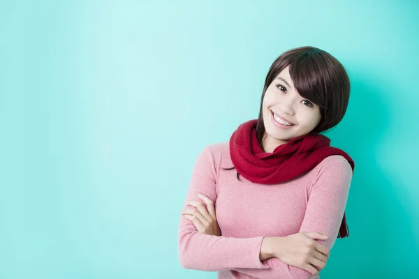 Joven mujer sonriendo — Foto de Stock