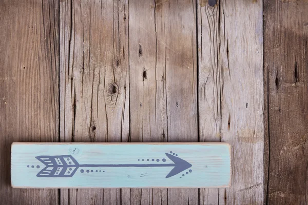 Enerzijds pijl op een houten plank geschilderd — Stockfoto