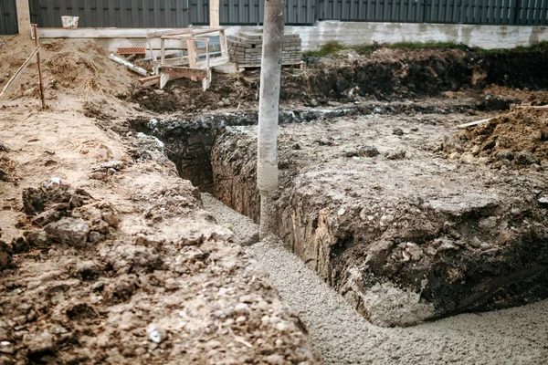 Bouwplaats Betonnen Pomp Automatische Leidingpomp Werken Gieten Van Vers Cement — Stockfoto