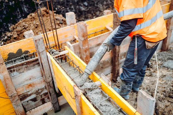 Details Van Beton Gieten Tijdens Bouw Van Het Huis Industriële — Stockfoto