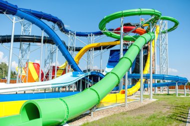 Modern su parkı, aşırı kaydıraklı aquapark