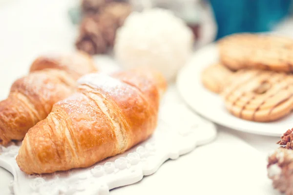 Delicious and tasty fresh croissants as breakfast meal — Stock Photo, Image