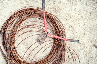 Şantiye ve filmaşin ve çelik tel, endüstriyel araçlar kullanılan metal makas 