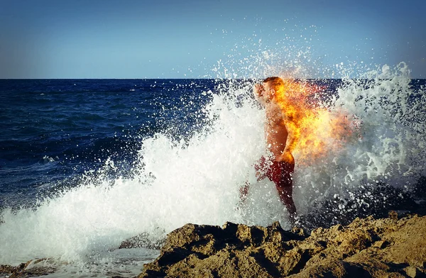 Uomo in fiamme — Foto Stock