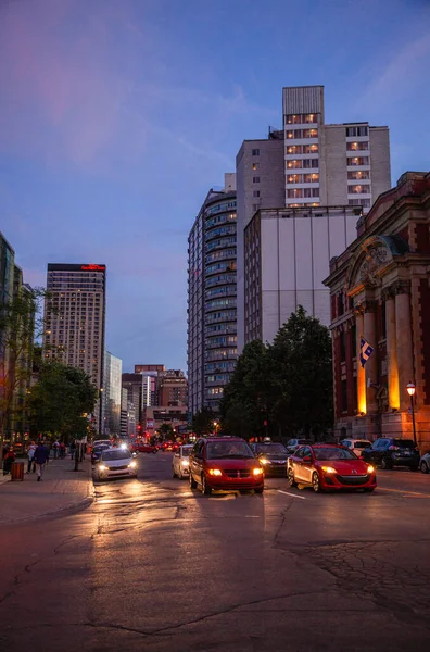 Calle de la noche en Montreal Quebec — Foto de Stock