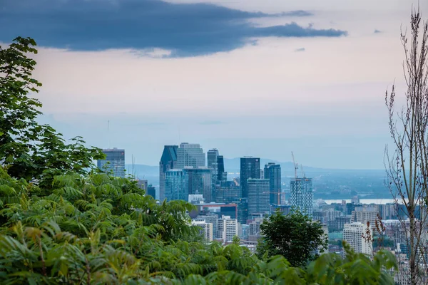 Vista de Montreal desde la montaña — Foto de Stock