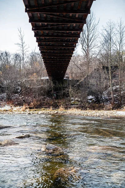 Ponte pedonal no inverno Paris Canadá — Fotografia de Stock