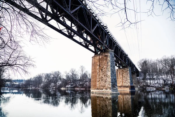 Ponte ferroviária no inverno Paris Ontário — Fotografia de Stock