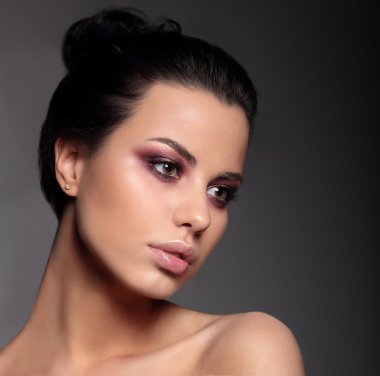 akşam Makyajlı kadın.