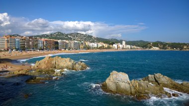 Manzara plaj Lloret de Mar, Costa Brava, İspanya