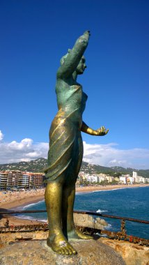 Anıt karısının denizci (Dona Marinera) Lloret de Mar