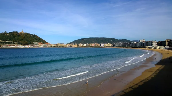 Landskap av stranden La Concha i San Sebastián — Stockfoto