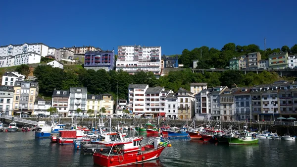 Puerto de Luarca en Asturias, España — Foto de Stock