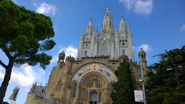 Expiatory Храм Пресвятого Серця Ісуса в Барселоні — стокове фото