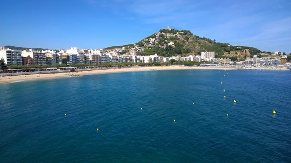 Utsikt över stranden i Blanes, Spanien — Stockfoto