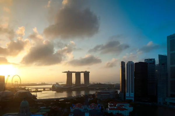 Вид Воздуха Сингапурские Небоскребы Бухту Марина Рассвете — стоковое фото