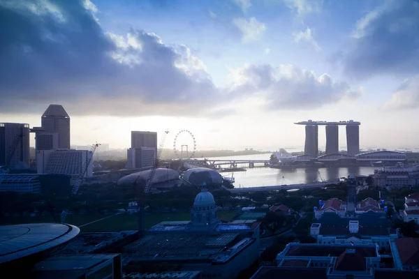 Luchtfoto Panorama Van Singapore Wolkenkrabbers Jachthaven Baai Ochtend Zonsopgang — Stockfoto