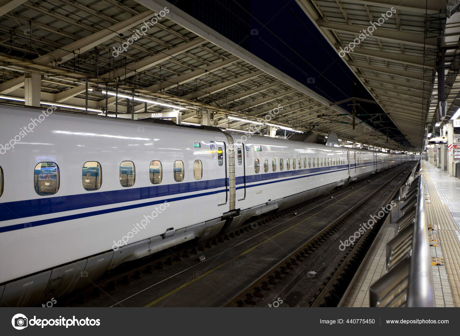 Stockfotos Shinkanzen Bilder Stockfotografie Shinkanzen Lizenzfreie Fotos Depositphotos