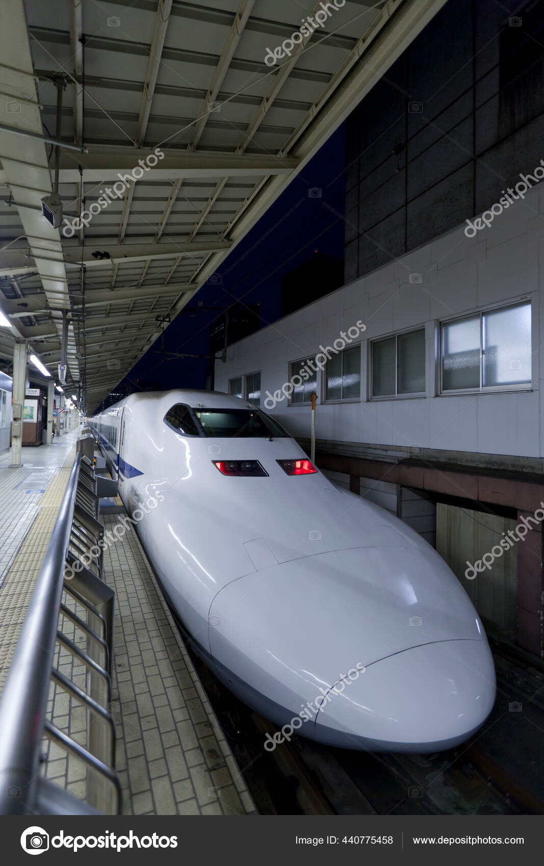 Stockfotos Shinkanzen Bilder Stockfotografie Shinkanzen Lizenzfreie Fotos Depositphotos