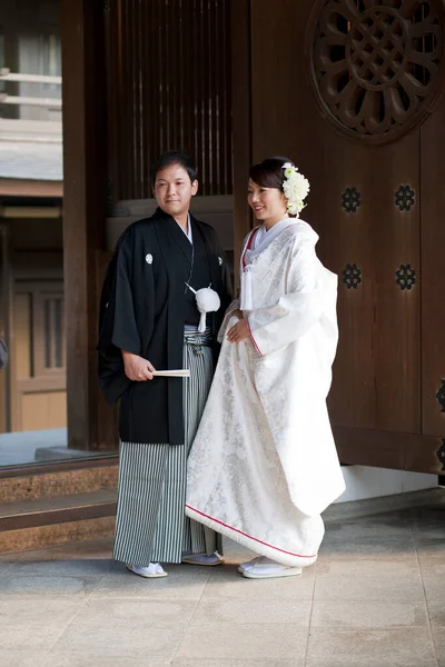Mujer Japonesa Kimono Para Una Celebración Una Ceremonia Boda Típica — Foto de Stock