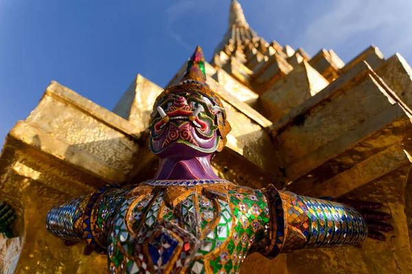 Demon Guardian Szobor Ellen Kék Wat Phra Kaew Temple Emerald — Stock Fotó