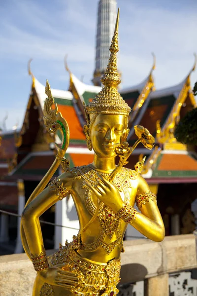 Golden Kinnaree Szobor Grand Palace Bangkok Thaiföld — Stock Fotó