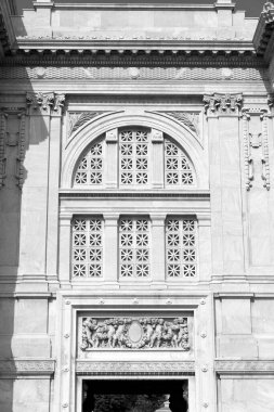 Anantasamakhom Taht Salonu, 1907 yılında inşa edildi, Tayland 'ın en güzel İtalyan Neo-Classic Sarayı olarak kabul edilir..