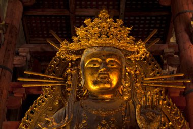 Nara 'daki Todai-ji tapınağındaki Büyük Buda.. 