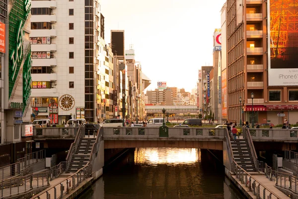 Dotonbori Kanalı Egzantrik Atmosferi Büyük Işıklı Tabelaları Ile Karakterize Edilen — Stok fotoğraf