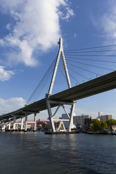 Tempozan Bro Med Blå Himmel Osaka Japan – stockfoto