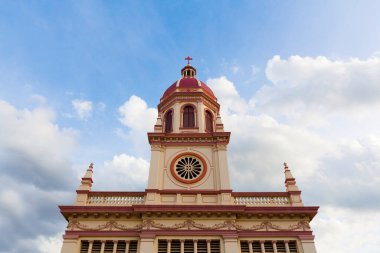 Bangkok, Tayland 'daki Santa Cruz kilisesinde İsa Kilisesi mimarisi..