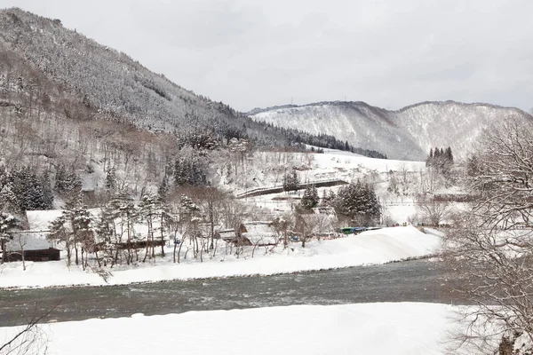 世界遺産に登録されている白川郷と白川郷の歴史的日本村 — ストック写真