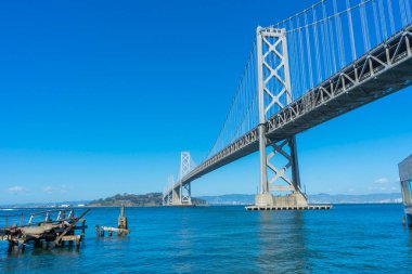 San Francisco Körfezi üzerinden Bay Bridge, San Francisco, California, ABD