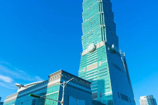 Taipei 101 Rascacielos Cielo Azul Taipei Taiwán —  Fotos de Stock