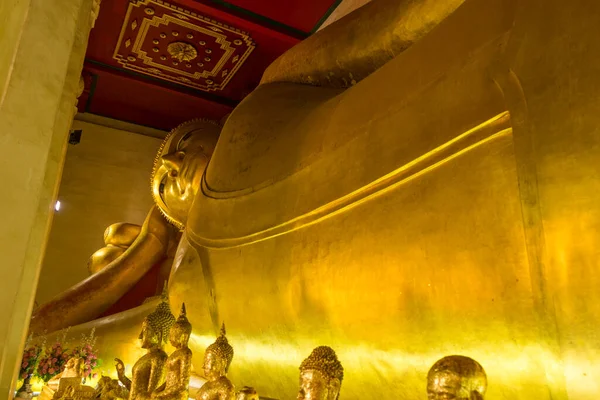 Fekvő Buddha Szobor Wat Pho Bangkok Thaiföld — Stock Fotó