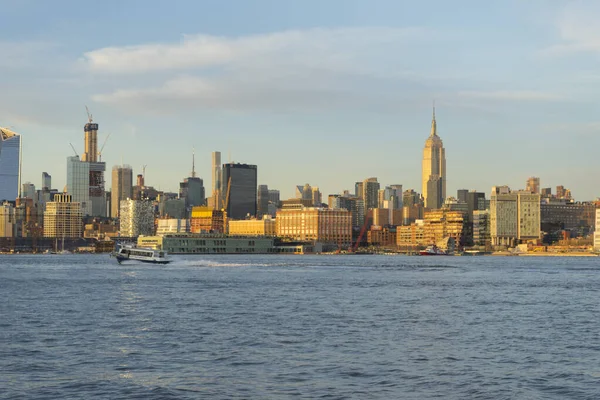 Midtown Manhattan Skyline Río Hudson Atardecer Nueva York Nueva York —  Fotos de Stock