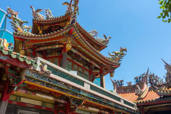 Közelkép Részletes Kidolgozott Építészet Longshan Temple Taipei Tajvan — Stock Fotó