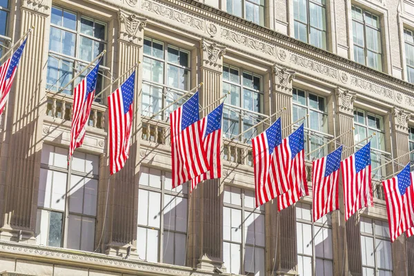 Saks Fifth Avenue American Department Store Decorated Usa Flags Midtown — Stock Photo, Image